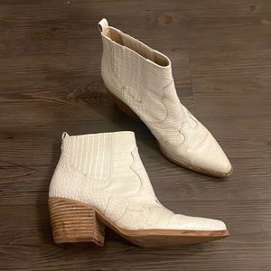 Sam Edelman Winona Bootie in Ivory Croc